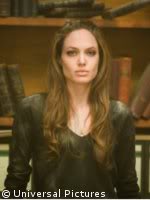 Angelina Jolie dans un film sur la vie de Jane Goodall
