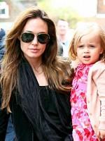 Angelina Jolie jouera avec l'une de ses filles