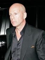L'équipe du film <i>Red 2</i> tourne au Costco de Candiac