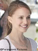 Natalie Portman pourrait de nouveau travailler avec les Wachoski
